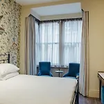 Crown Hotel