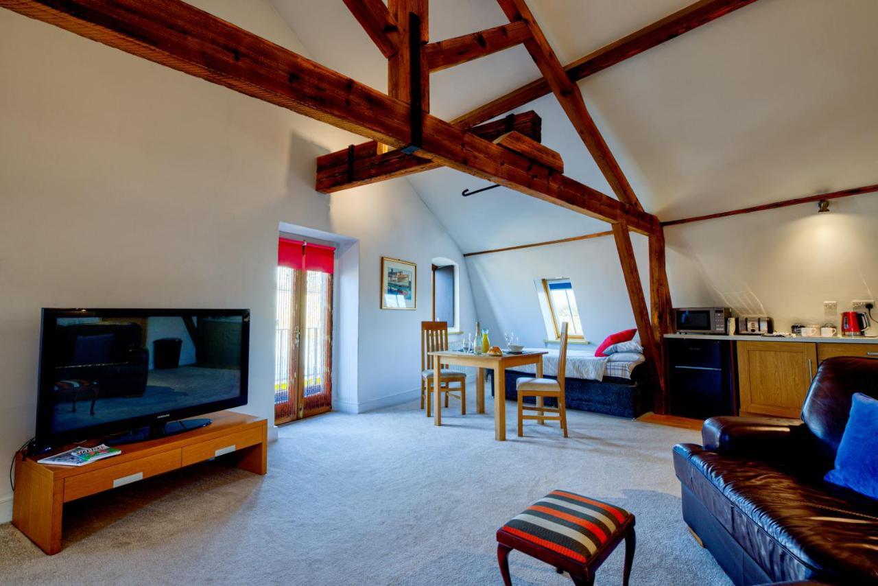 Apartment - Modern With Free Wifi *