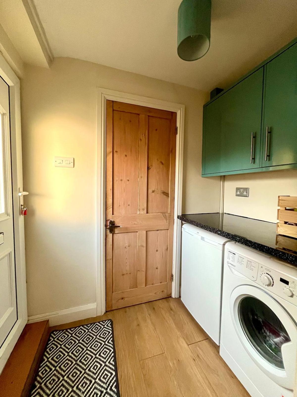 Holiday home Hidden Gem In With Parking Stamford