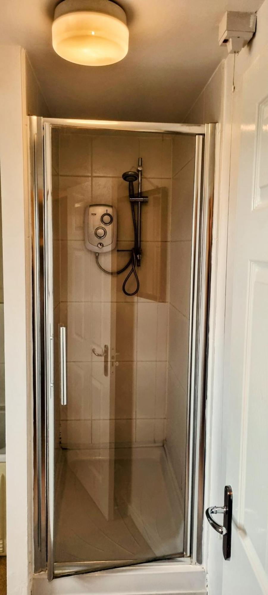 Your 4 Bedroom Townhouse - Superking Bed * Stamford