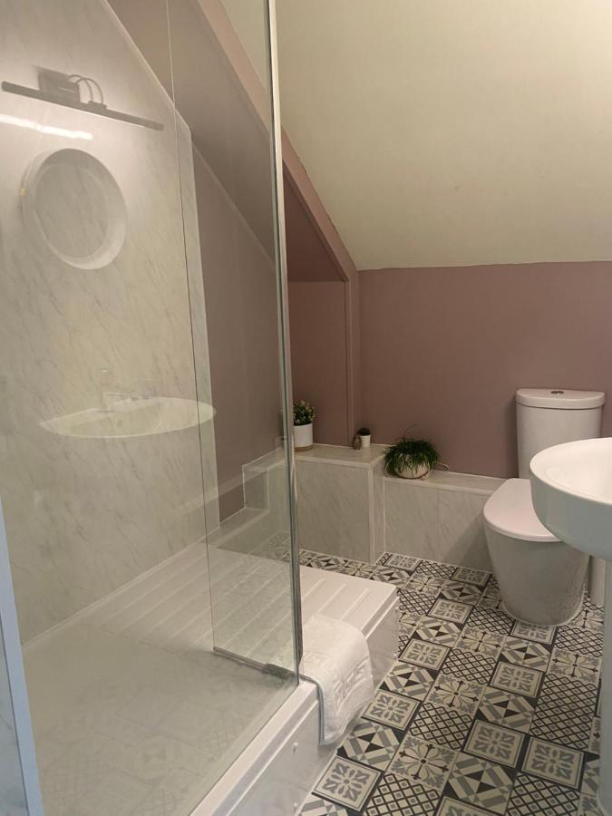Hotel At The Exeter Arms Easton 5*
